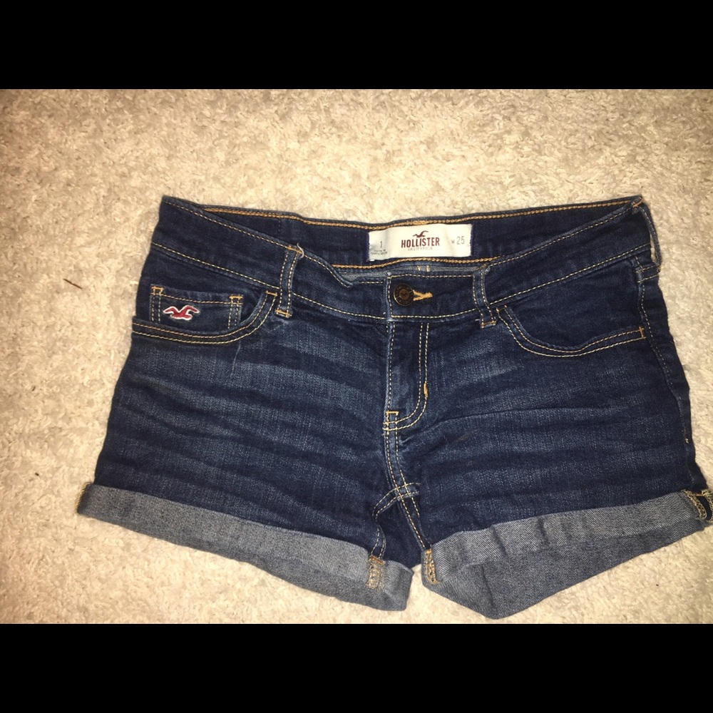 Size 1 Hollister Stretch Denim Shorts